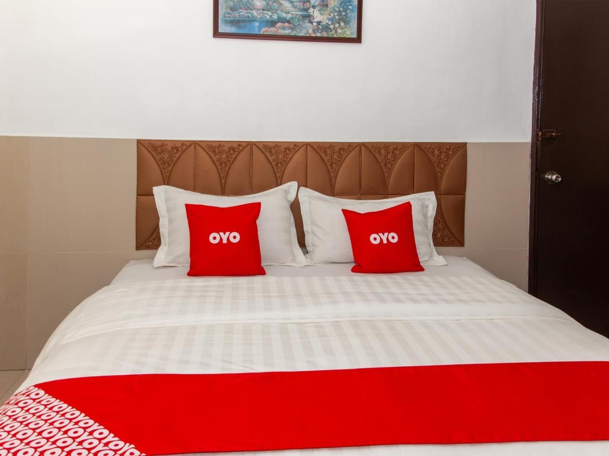 Oyo 89851 Leila Hotel Sandakan Ngoại thất bức ảnh