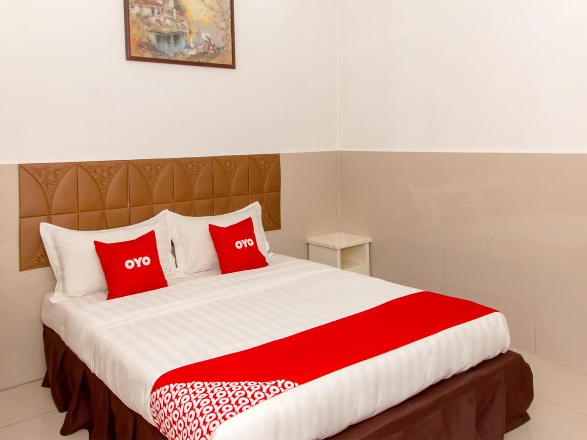 Oyo 89851 Leila Hotel Sandakan Ngoại thất bức ảnh