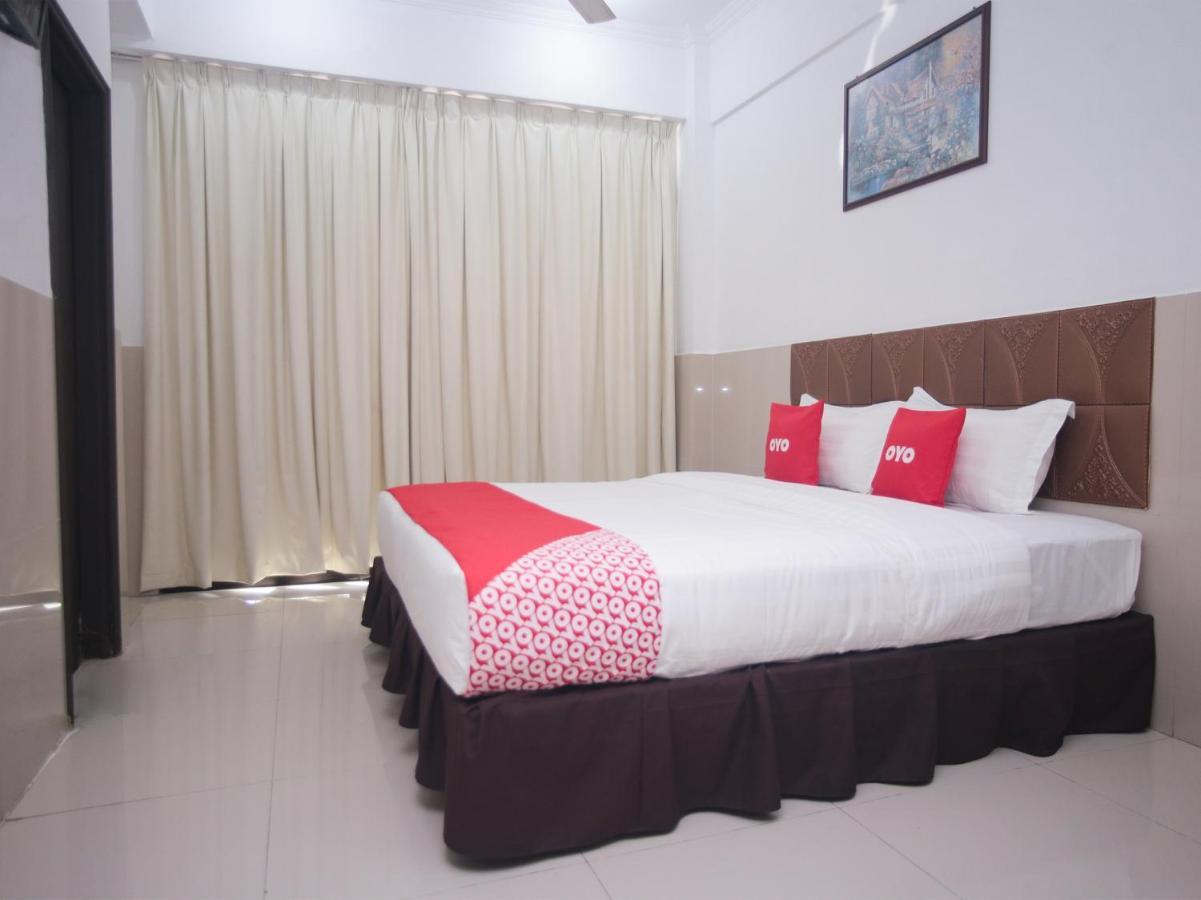 Oyo 89851 Leila Hotel Sandakan Ngoại thất bức ảnh